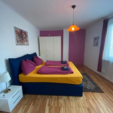 Apartment Domino Wenen Buitenkant foto