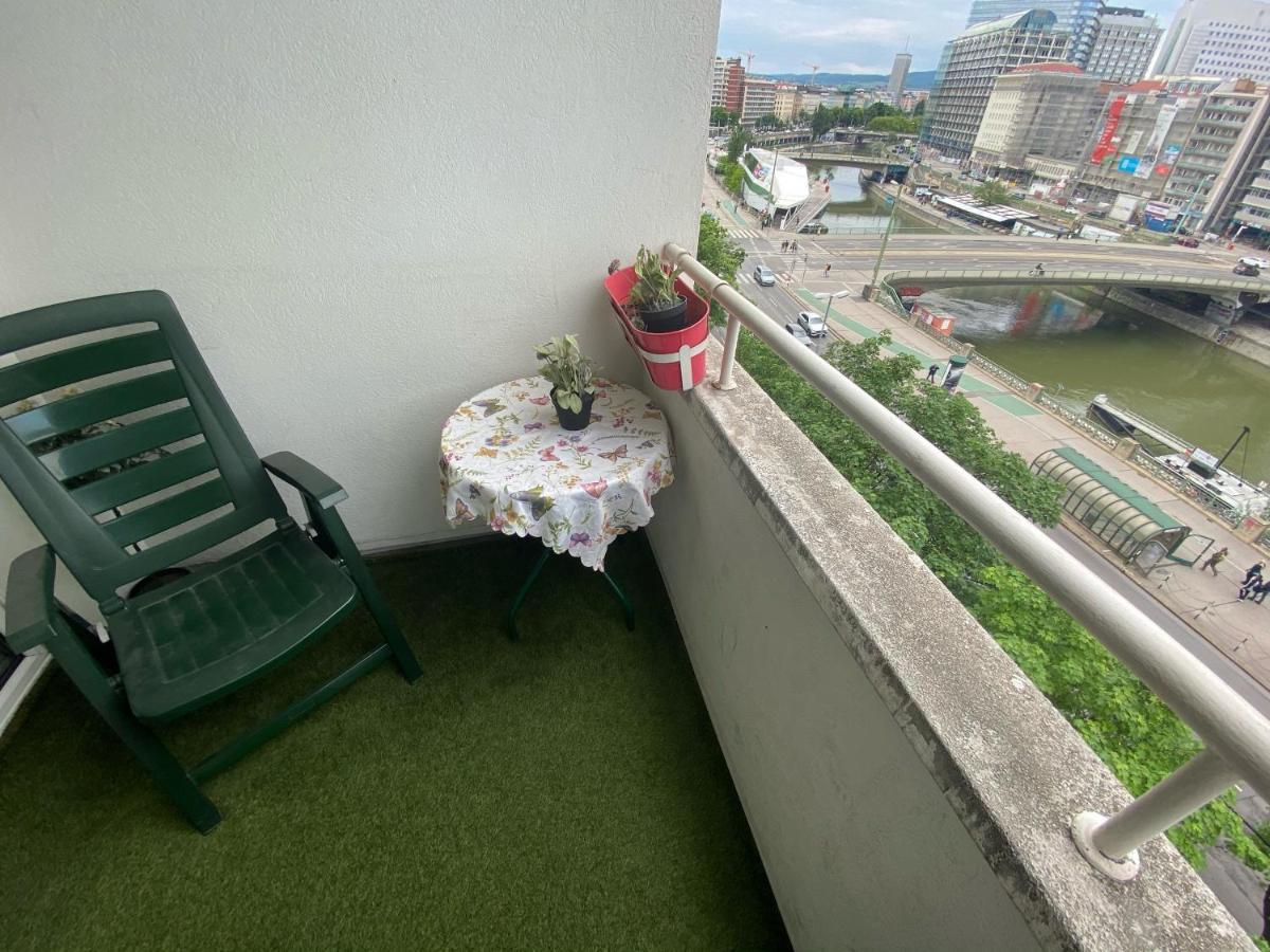 Apartment Domino Wenen Buitenkant foto