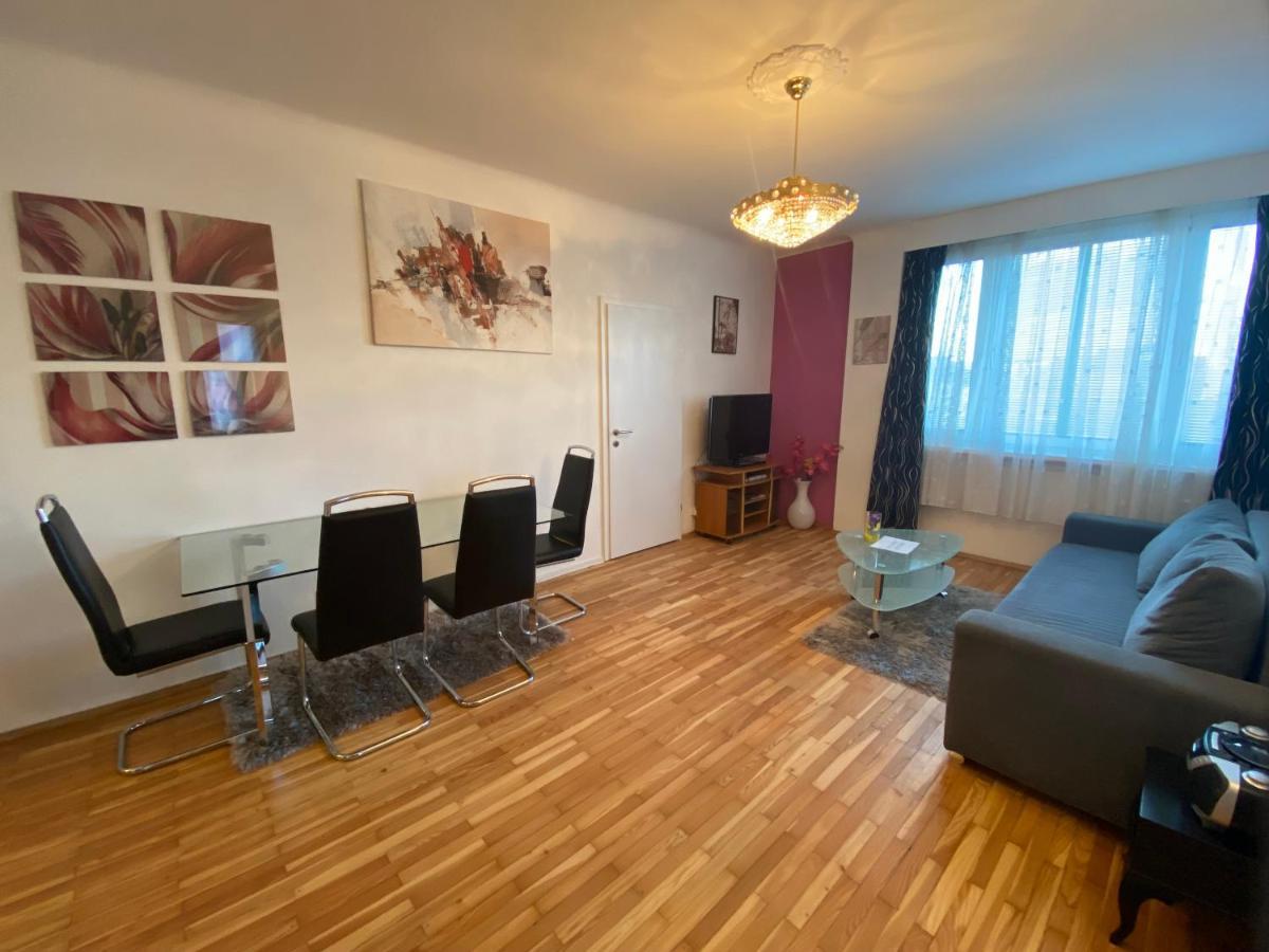 Apartment Domino Wenen Buitenkant foto